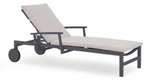 LIFE - Anabel Sonnenliege lava/carbon mit großen Rädern stapelbar Soltex dune